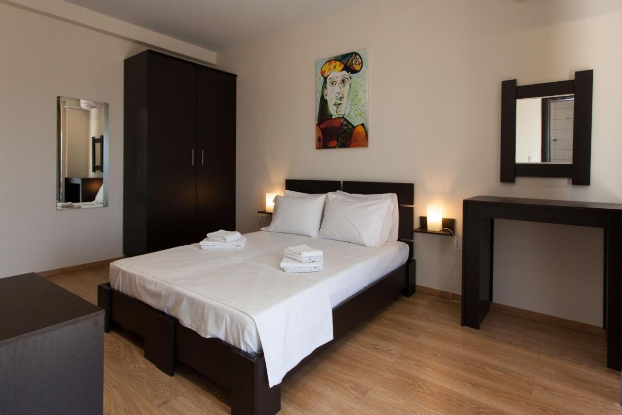 Modern Apt In Glyfada A Breath Away From The Sea - The View Ateny Zewnętrze zdjęcie
