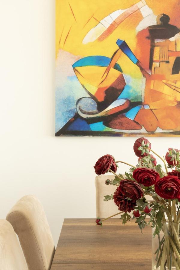 Modern Apt In Glyfada A Breath Away From The Sea - The View Ateny Zewnętrze zdjęcie