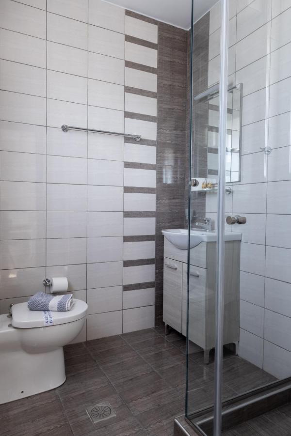 Modern Apt In Glyfada A Breath Away From The Sea - The View Ateny Zewnętrze zdjęcie