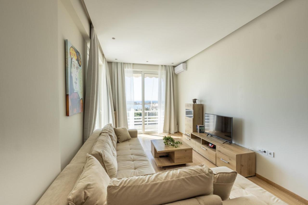 Modern Apt In Glyfada A Breath Away From The Sea - The View Ateny Zewnętrze zdjęcie